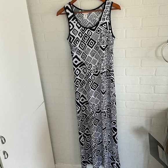 Vintage Y2K Maxi dress Slinky Soleil White black Native fun print sleeveless M - Picture 1 of 8